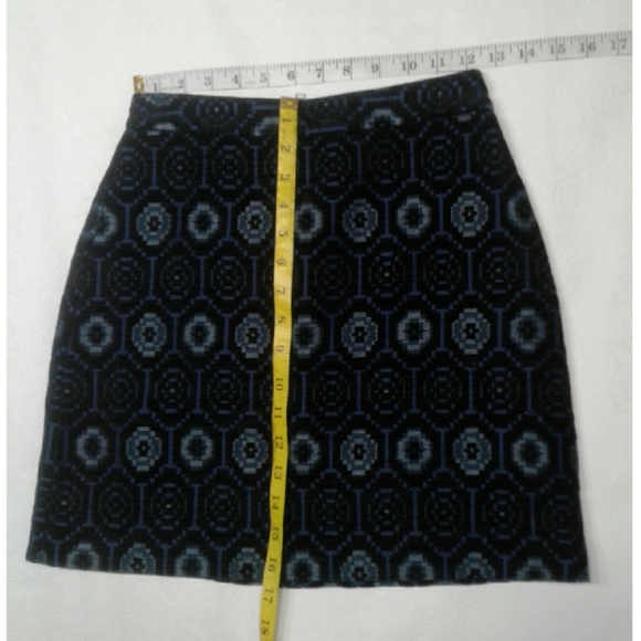 Zara basic & black a line mini brocade ski… - Picture 4 of 6